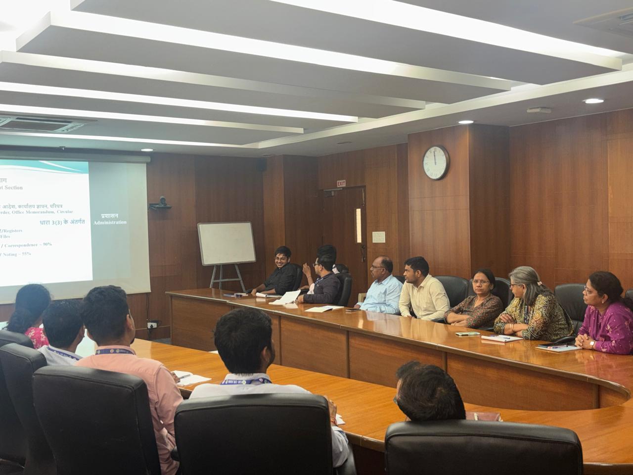 Image of राजभाषा कार्यान्‍वयन : टिप्पण एवं आलेखन