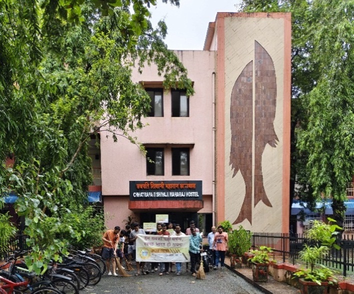 स्वच्छता अभियान की छवि 15
