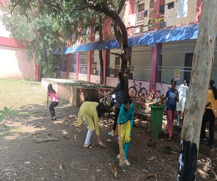 स्वच्छता अभियान की छवि 32